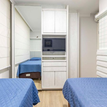בומבינאס Varandas Do Atlantico - Confortavel Apto Em Condominio Pe Na Areia מראה חיצוני תמונה